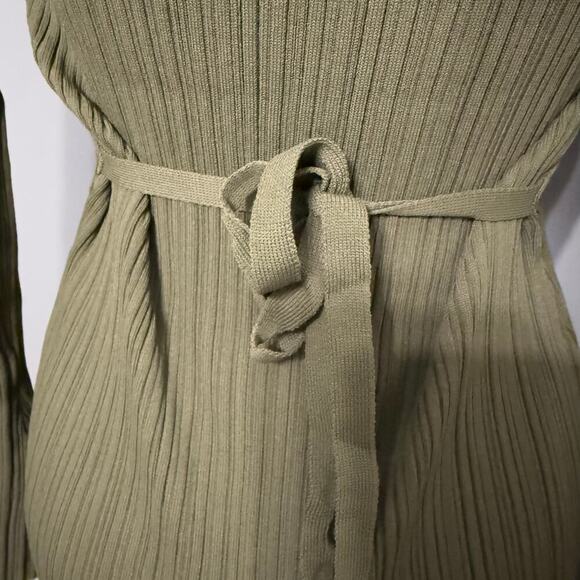 Wayf Alexi Long Sleeve Ribbed Midi Dress, Olive Green, XL - Picture 3 of 7